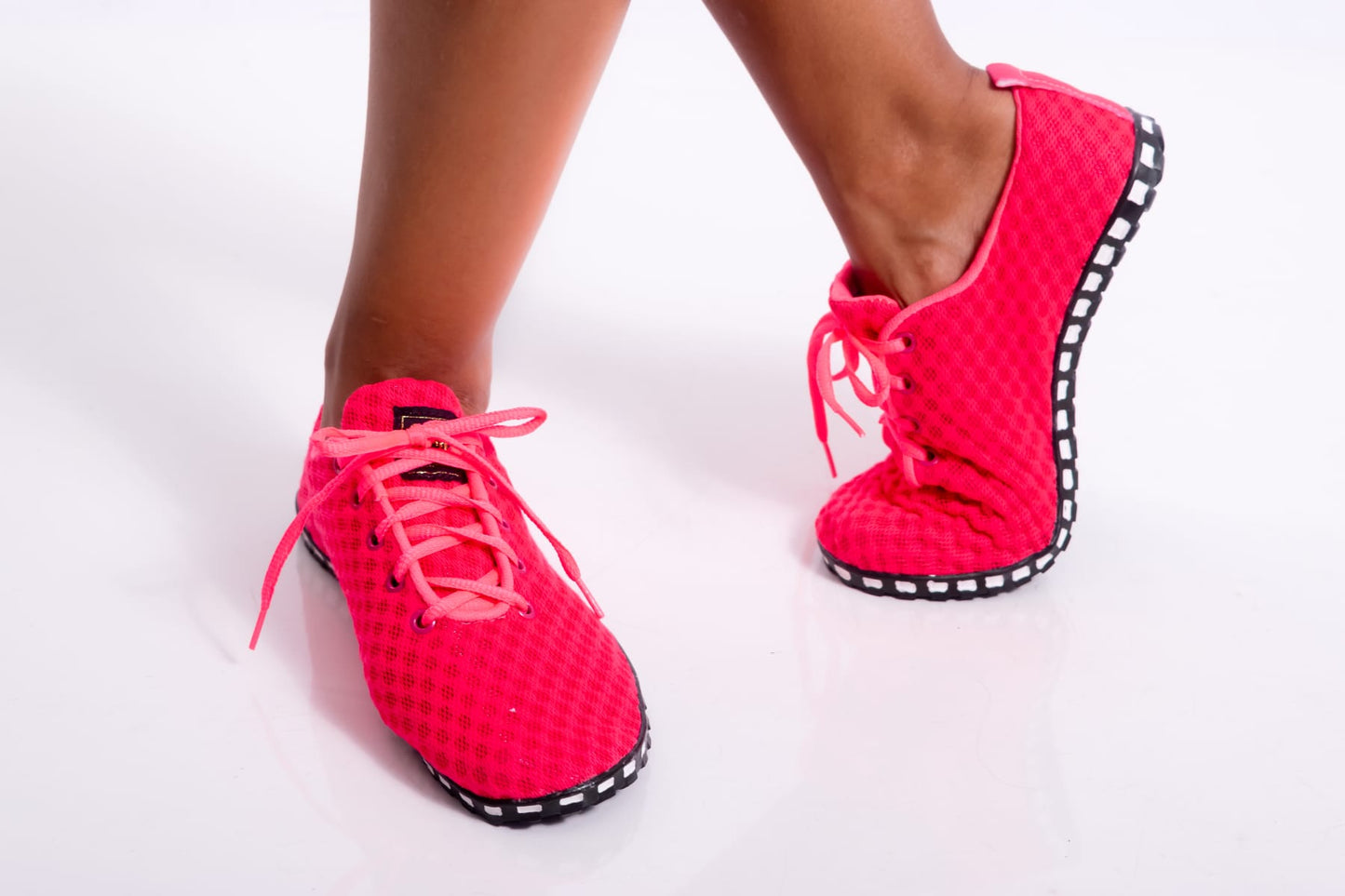 Neon Pink Corrida TAYGRA